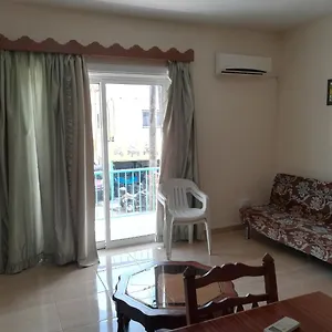  Апартаменты Femia Court - Flat 8